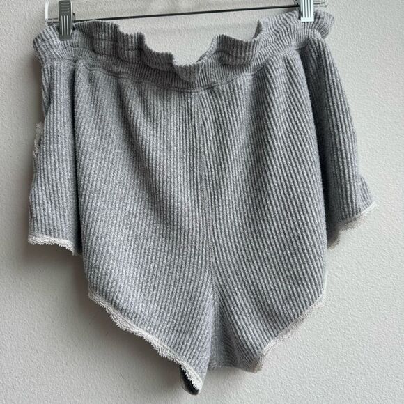 Abercrombie & Fitch Ribbed Lace Trim Cream Gray Sleep Boxer Shorts Size Medium - Picture 6 of 7